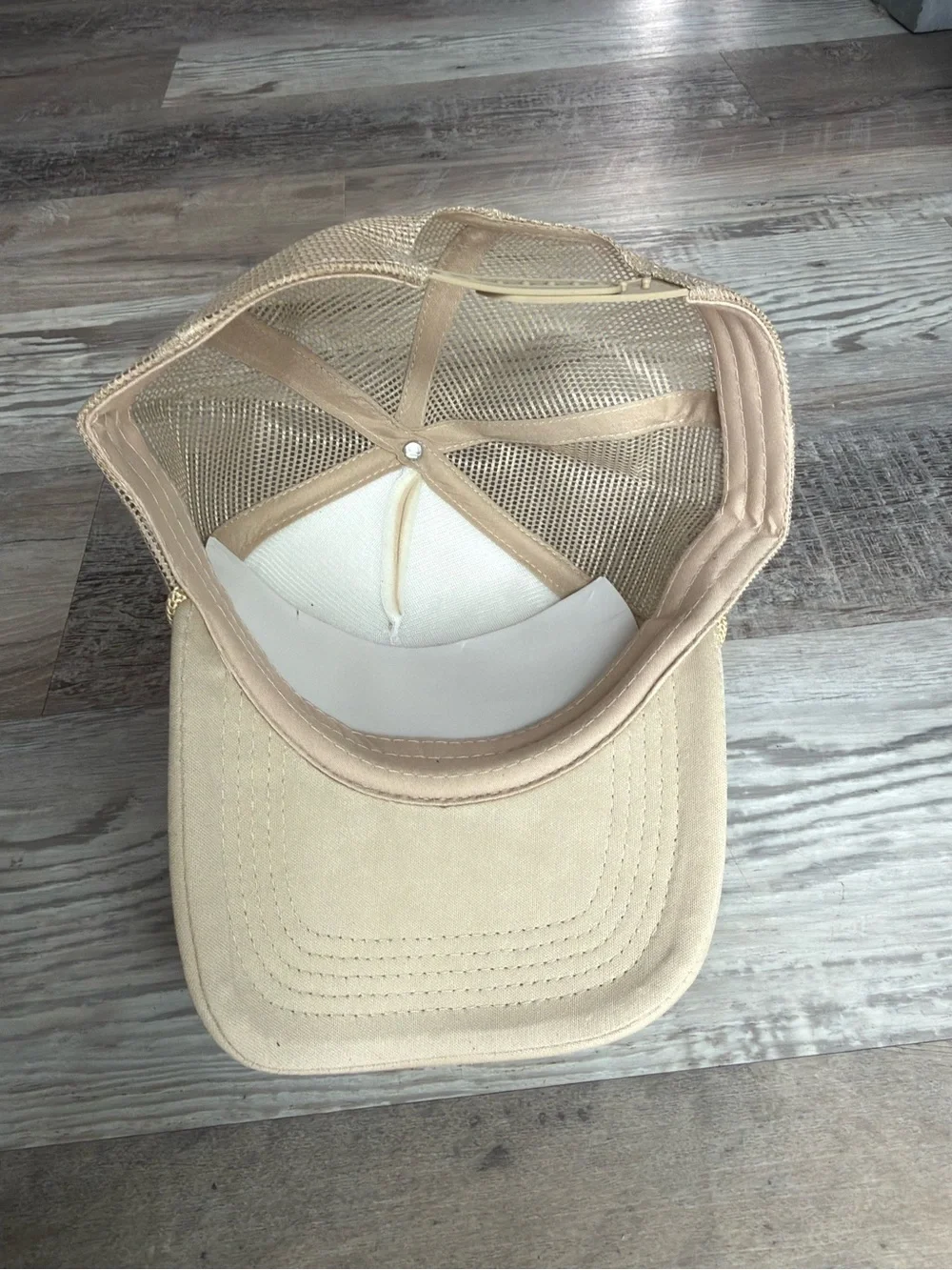 Grow in Grace Beige Womens Trucker Hat